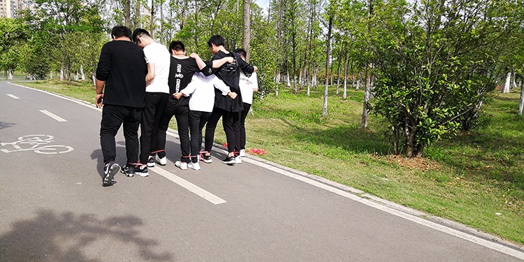 合肥室內(nèi)設(shè)計(jì)培訓(xùn)大蜀山四季花海學(xué)員拓展訓(xùn)練 第 15 張